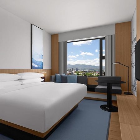Fairfield By Marriott Cebu Mandaue City Екстериор снимка
